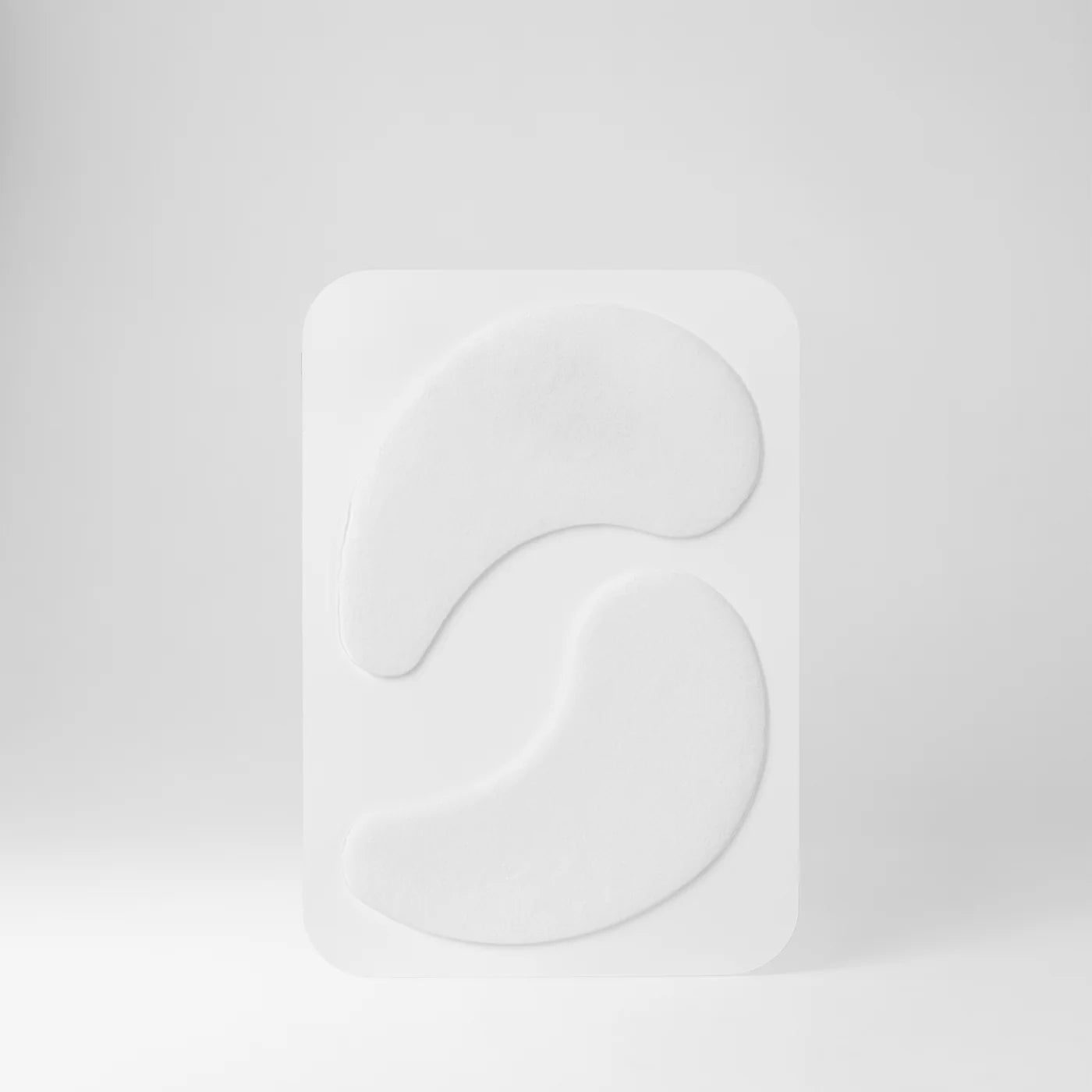 Cooling hydrogel texture of Le Mieux eye firming mask providing hydration and lift.